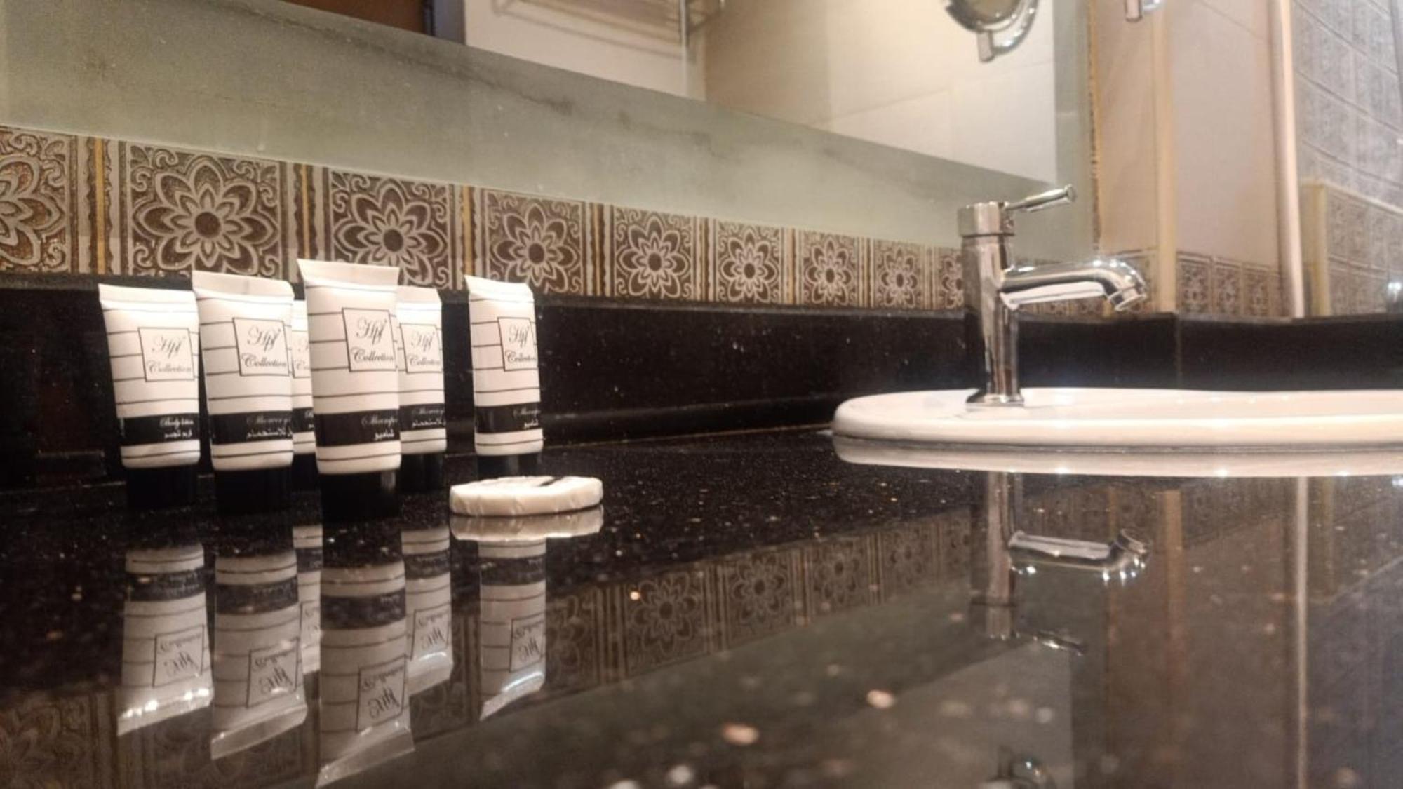 Hotel Quiet Jeddah Al Hamra Esterno foto