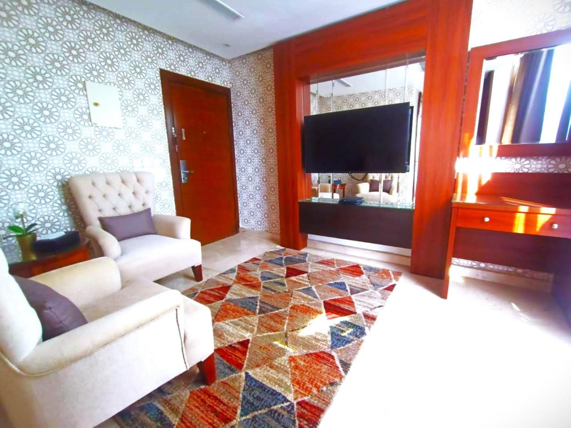 Hotel Quiet Jeddah Al Hamra Esterno foto