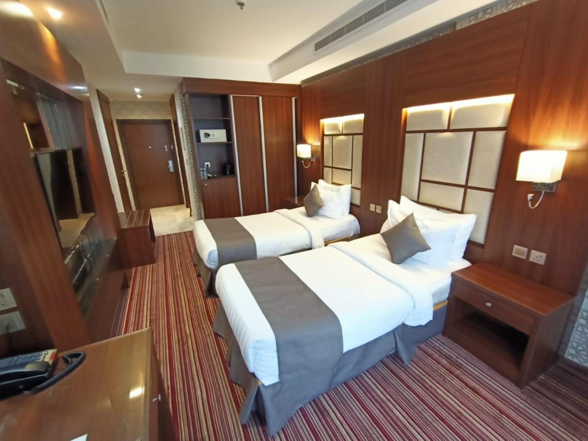 Hotel Quiet Jeddah Al Hamra Esterno foto