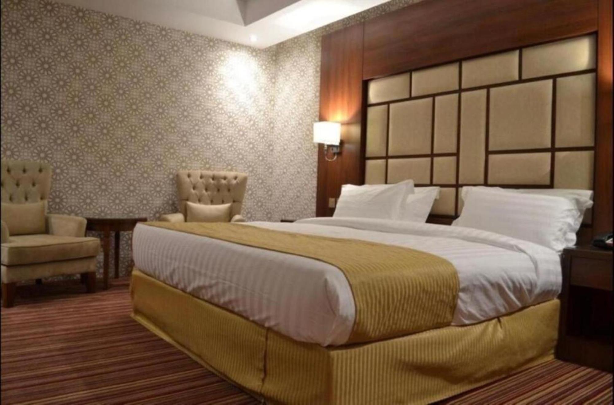 Hotel Quiet Jeddah Al Hamra Esterno foto